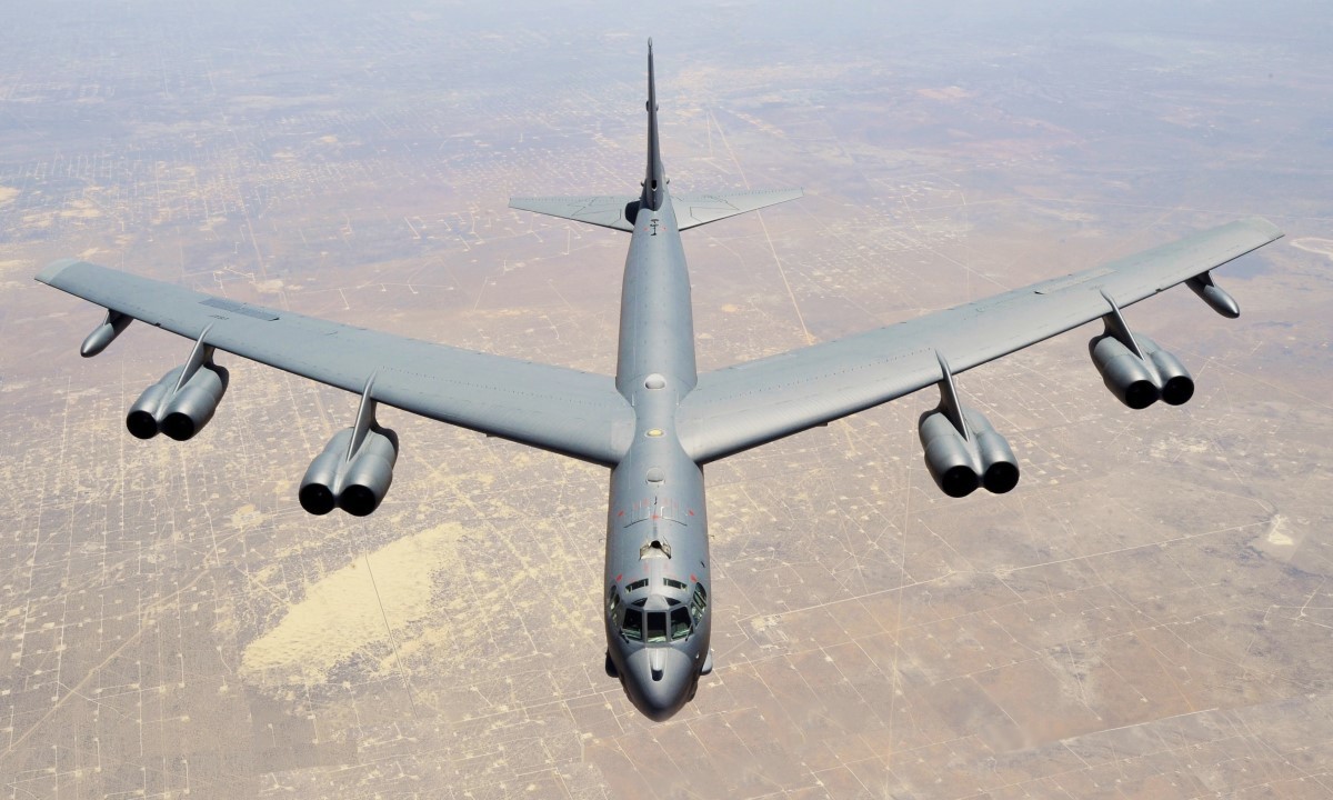 Large b 52 stratofortress assigned to the 307th bomb wing  cropped 