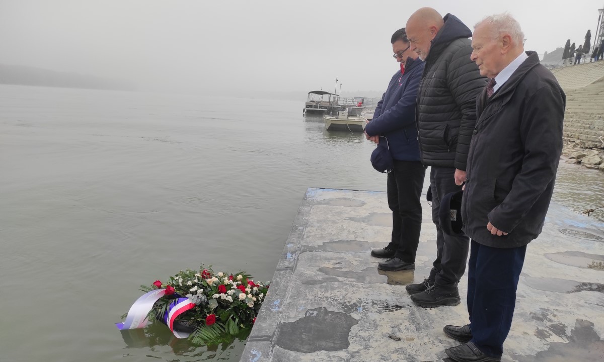 Large vedra iskazala pijetet sro civilima  1 