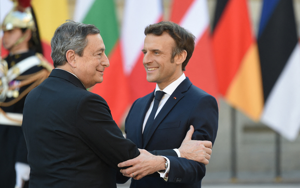 Mario Draghi i Emmanuel Macron (Foto: Bestimage/PIXSELL)