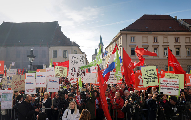 Prosvjedni skup opozicije (Foto: Luka Stanzl/PIXSELL