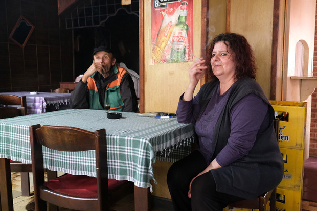 Julijana se potužila da ni kilo pečenog mesa ljudi ne smiju prenijeti preko granice (Foto: Anto Magzan)
