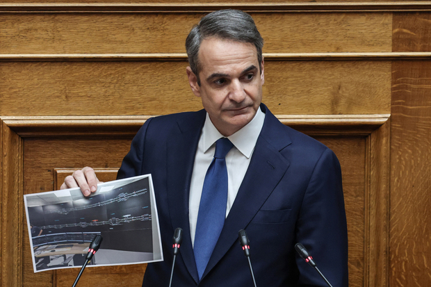 Premijer Micotakis za dlaku se izvukao da mu parlament ne izglasa nepovjerenje (Foto: Louisa Gouliamaki/Reuters/PIXSELL)